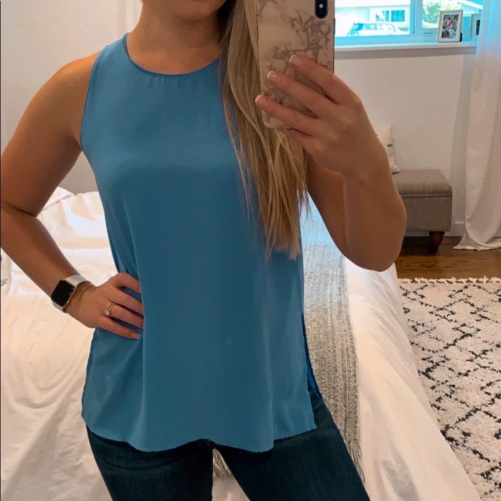 Lush tank. Color blue. Size extra small.